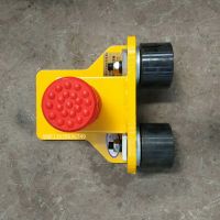 實拍！通用型200輪矩形方管梁頭防脫軌產(chǎn)品實物圖