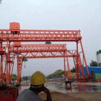 珠海花架門(mén)式起重機(jī)施工現(xiàn)場(chǎng)