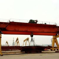 上饒雙梁橋式起重機廠家直銷